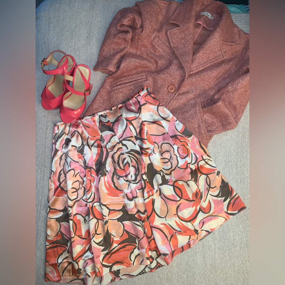 NWT New York & Company Floral pleated Skirt - Picture 3 of 7